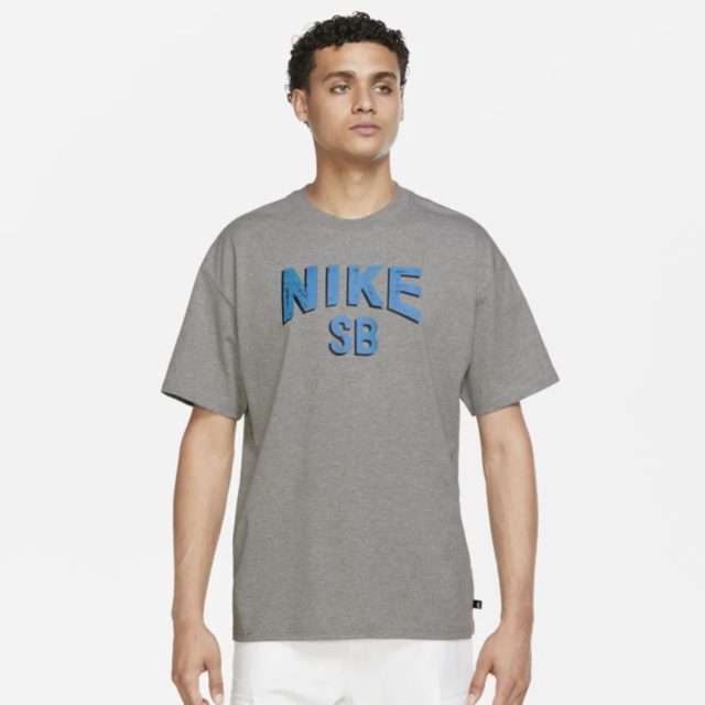 Mercado nike top