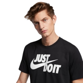 Camiseta Masculina Nike Sportswear Just Do It Camiseta Masculina Nike Sportswear Just Do It